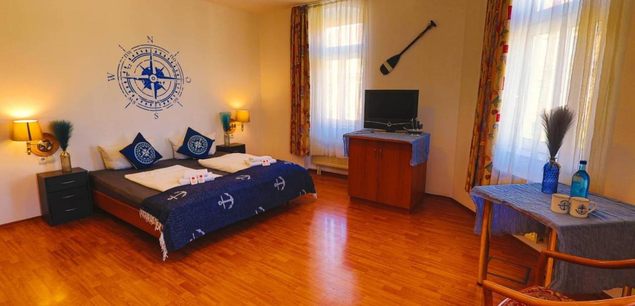 Ryde & Hyde Budget Hotel Дрезден Экстерьер фото